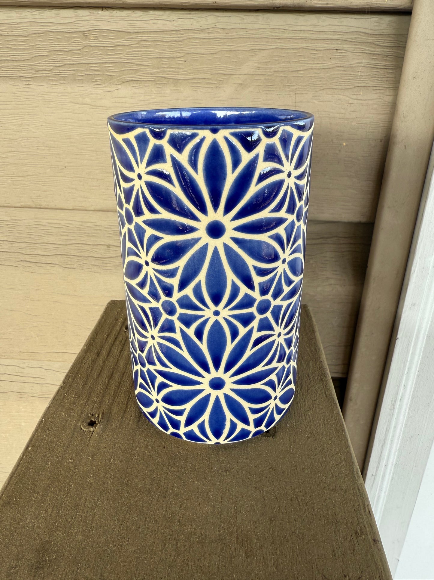 Geo Floral Mug with Glaze Dot - Blue Iris