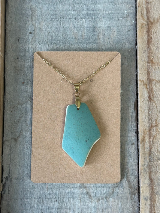 Relic Pendant - Green / Gold