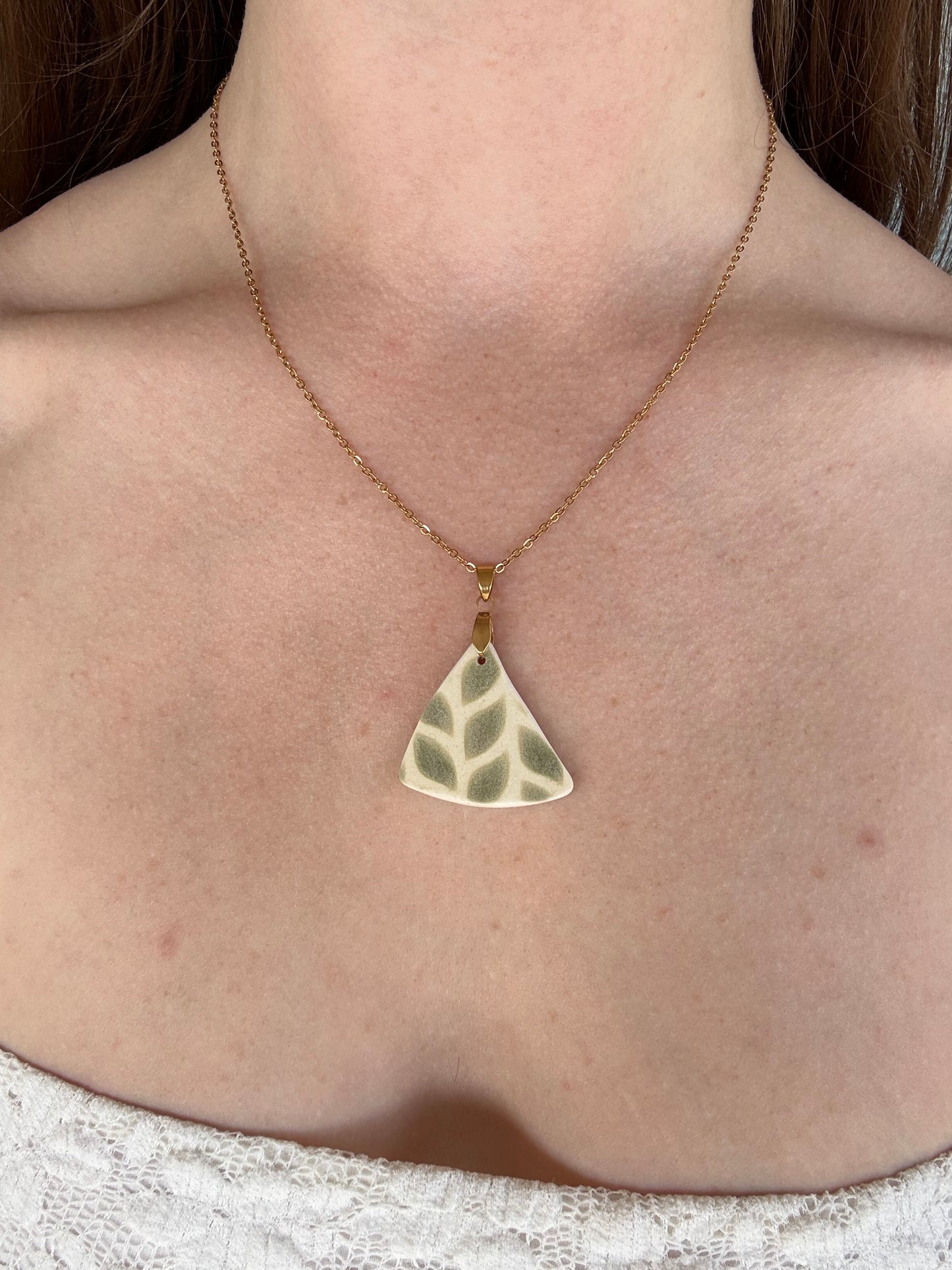 Relic Pendant - Green Leaf / Gold