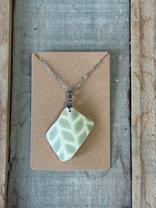 Relic Pendant - Green Leaf / Silver